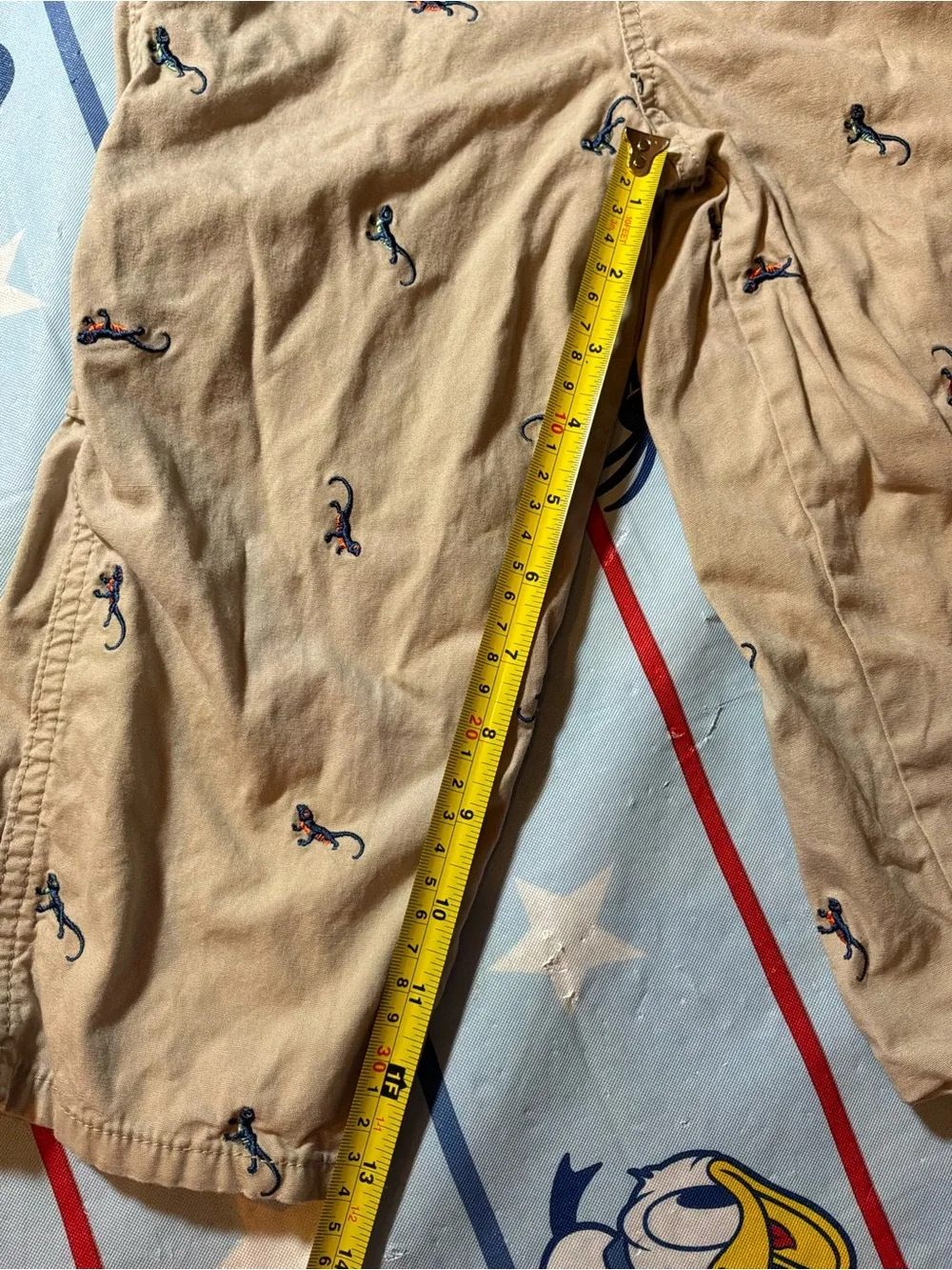 Oshkosh b’gosh overalls lizard pattern size 3t